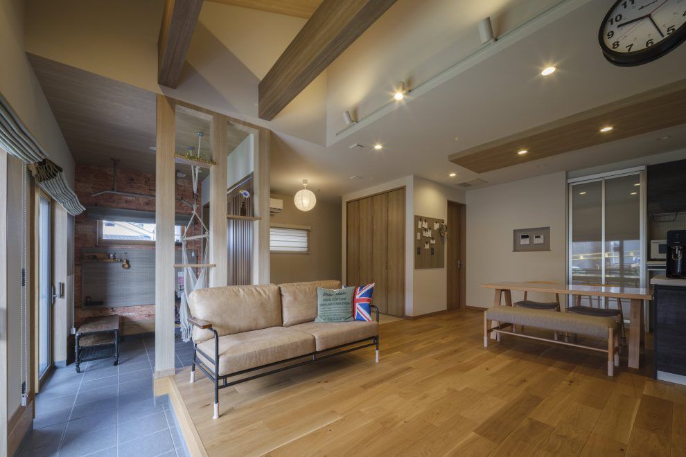 NEOデザインホーム 【平屋/土間/家事ラク】家と庭をつなぐ 土間のある平屋の家の建築実例画像2