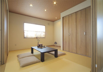 岡本住建 【2000万円台/40坪/耐震住宅工法テクノストラクチャー】太陽光で家計にやさしく採光、通風、収納たっぷりの建築実例画像4