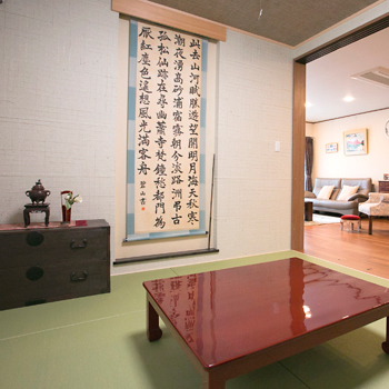 岡本住建 【2000万円/平屋/バリアフリー/30坪台/2LDK/間取り図】高性能でミニマルな平屋。安心が同居した終の棲家の建築実例画像8