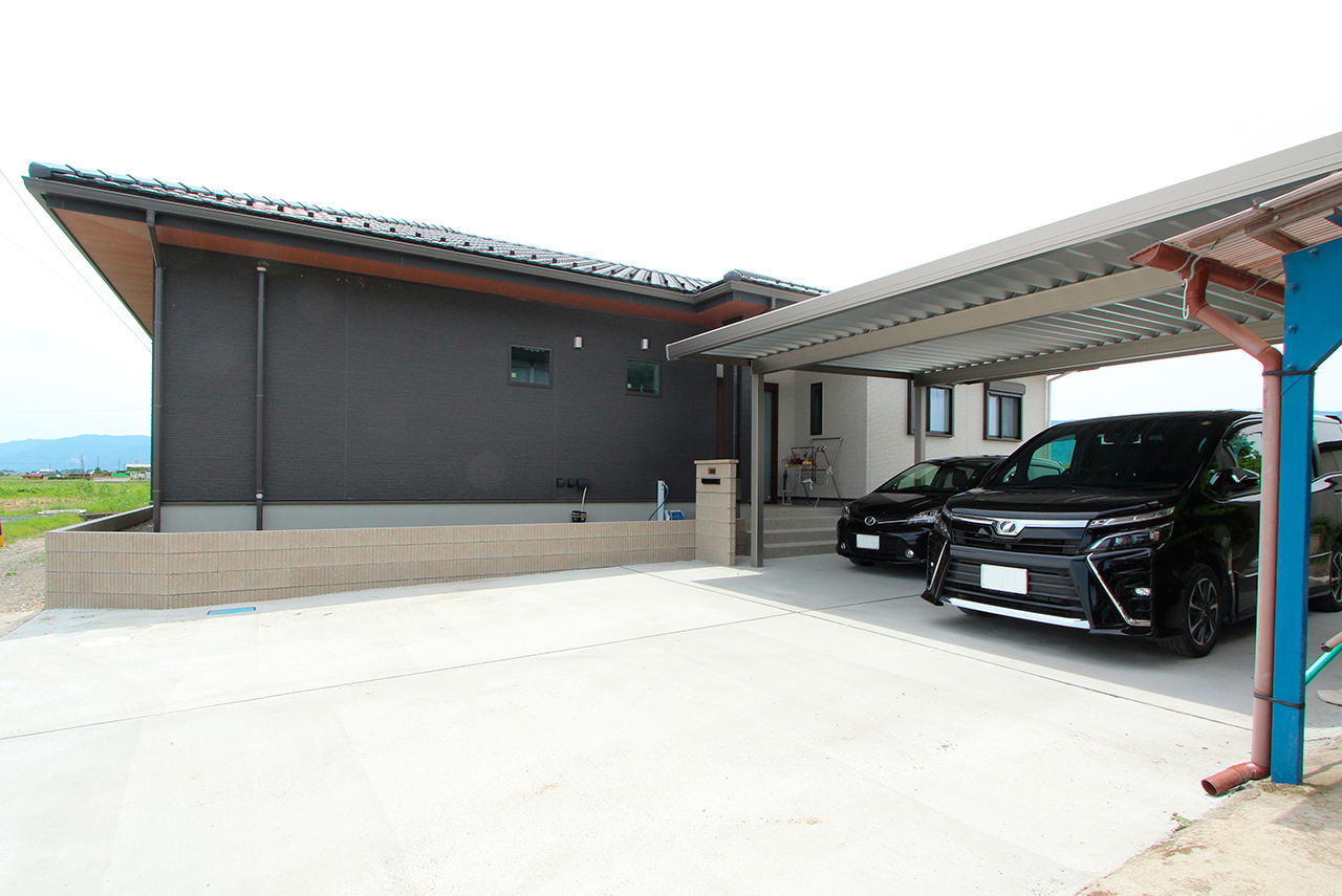 岡本住建 【2000万円台/平屋/ガレージ/30坪台/間取り図】二世帯対応4LDK。テクノストラクチャーで叶えた高耐震な平屋の建築実例画像2