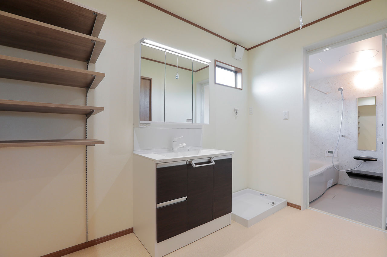 岡本住建 【2000万円台/30坪台/3LDK/間取り図】太陽光で家計ラク！長く安心・快適が続くテクノストラクチャーの家の建築実例画像7