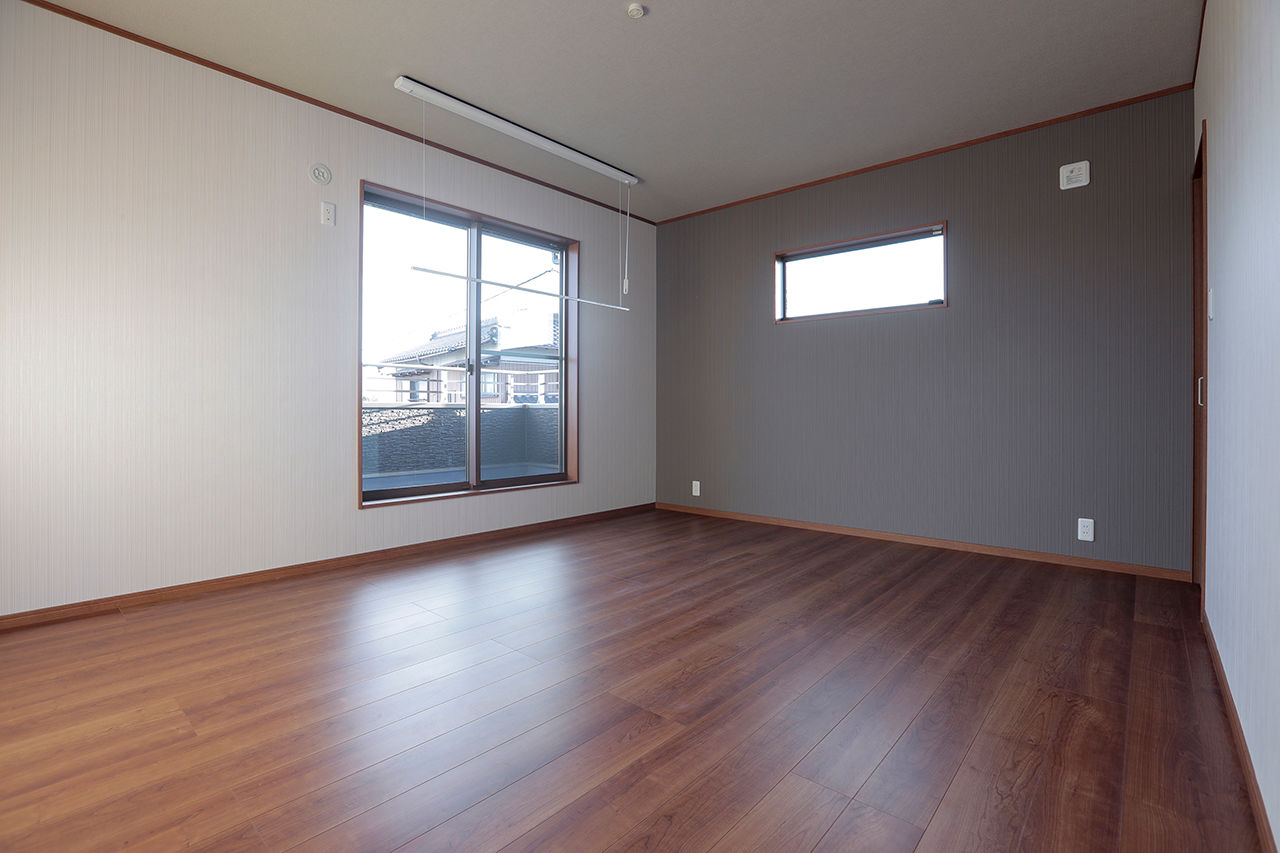 岡本住建 【2000万円台/30坪台/3LDK/間取り図】太陽光で家計ラク！長く安心・快適が続くテクノストラクチャーの家の建築実例画像8