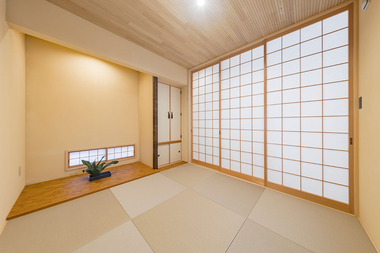 岡本住建 【2000万円台/3LDK/約40坪/吹き抜け】観葉植物が映える、自然素材たっぷりなヴィンテージスタイルの家の建築実例画像7