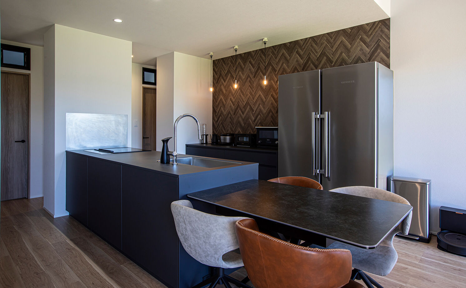 岡本住建 【2000万円台/平屋/L字型/20坪台/間取り図】建築家デザイン×高断熱。アーバンスタイルのおしゃれな平屋の建築実例画像4