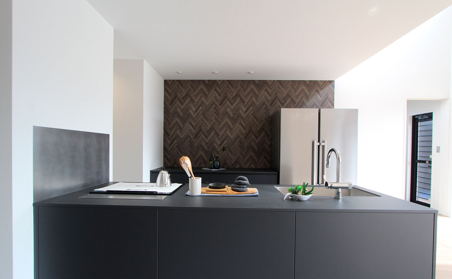 岡本住建 【2000万円台/平屋/L字型/20坪台/間取り図】建築家デザイン×高断熱。アーバンスタイルのおしゃれな平屋の建築実例画像17