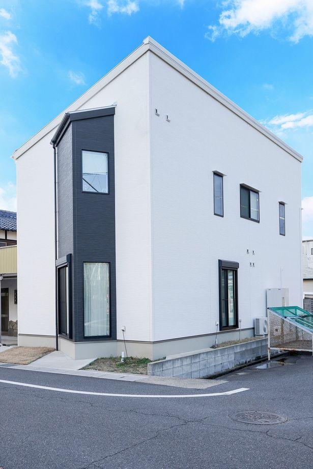 アサヒグローバルホーム 【1000万円台/間取り/30坪台/シンプル外観】「高性能だからこそ大胆なデザインも安心して採用できました」の建築実例画像4