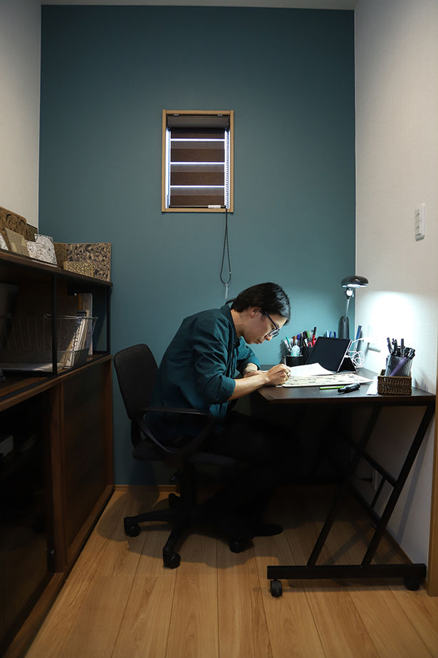 アサヒグローバルホーム 【1000万円台/間取り/坪庭/スタイリッシュ外観】北欧家具×和モダン。どこからでも庭を眺められるL字型の家の建築実例画像9