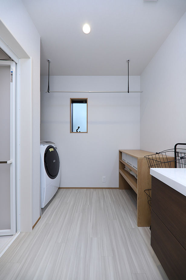 アサヒグローバルホーム 【1000万円台/間取り/坪庭/スタイリッシュ外観】北欧家具×和モダン。どこからでも庭を眺められるL字型の家の建築実例画像18