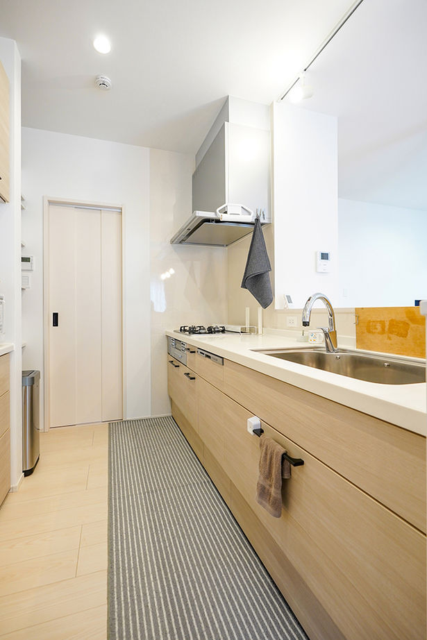 アサヒグローバルホーム 【1000万円台/間取り/30坪台/土間収納】明るいリビング×家事ラク回遊動線。「最初から予算が明確で安心！」の建築実例画像12