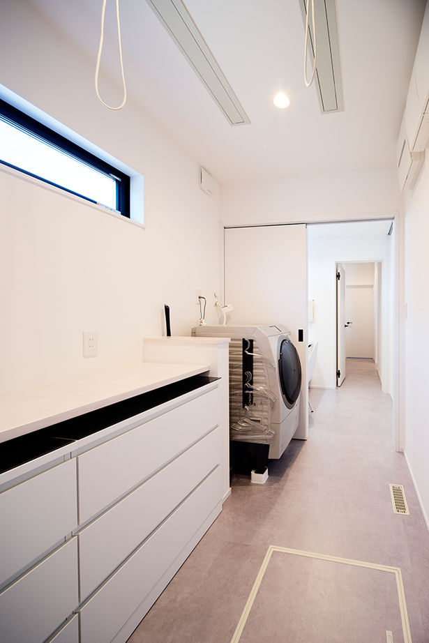 アサヒグローバルホーム 【2000万円台/間取り/家事導線】夫婦二人と愛犬でのんびり暮らす。ガルバリウム外観×モダンリビングの平屋の建築実例画像11