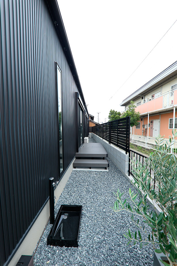 アサヒグローバルホーム 【2000万円台/間取り/家事導線】夫婦二人と愛犬でのんびり暮らす。ガルバリウム外観×モダンリビングの平屋の建築実例画像16