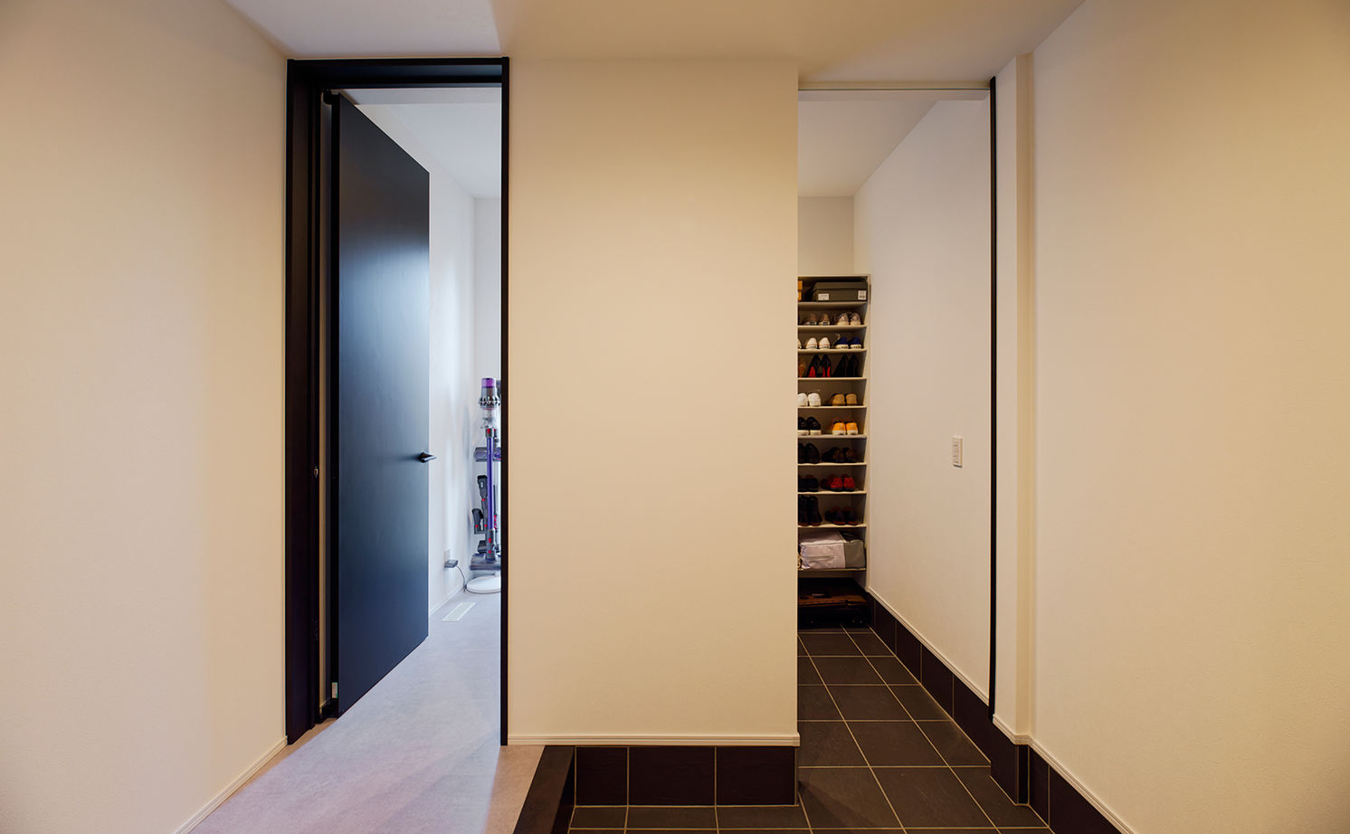 アサヒグローバルホーム 【2000万円台/間取り/家事導線】夫婦二人と愛犬でのんびり暮らす。ガルバリウム外観×モダンリビングの平屋の建築実例画像18