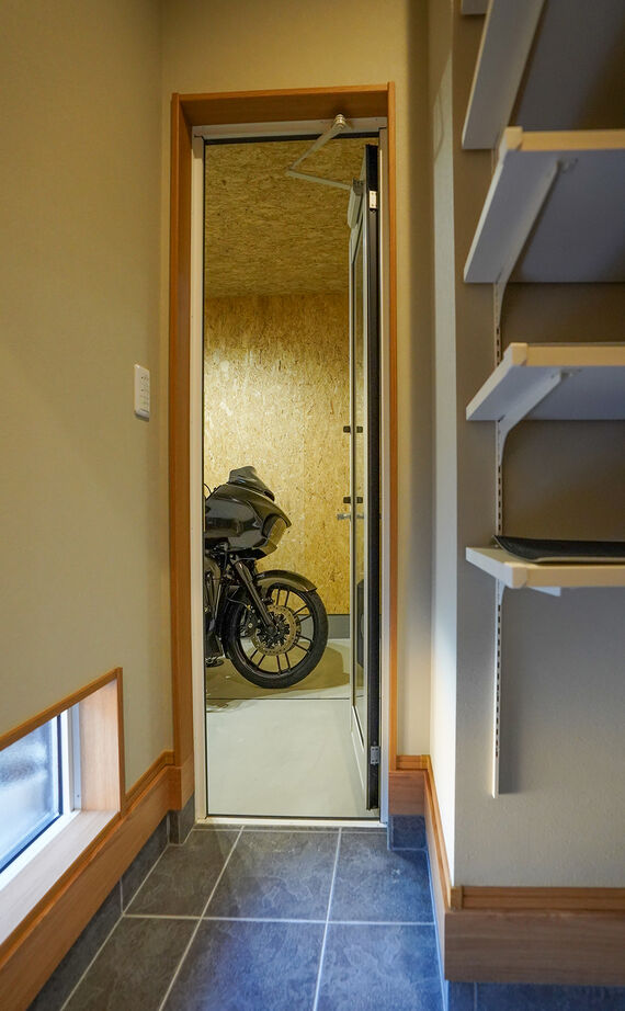 アサヒグローバルホーム 【2000万円台/30坪台/平屋/ガレージ】和モダンなガレージ付き平屋の建築実例画像3