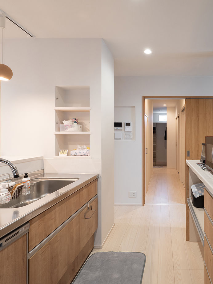 アサヒグローバルホーム 【1000万円台/間取り/40坪台/土間収納】白と木が心地いいシンプルモダン。収納充実＆大空間リビングの家の建築実例画像6