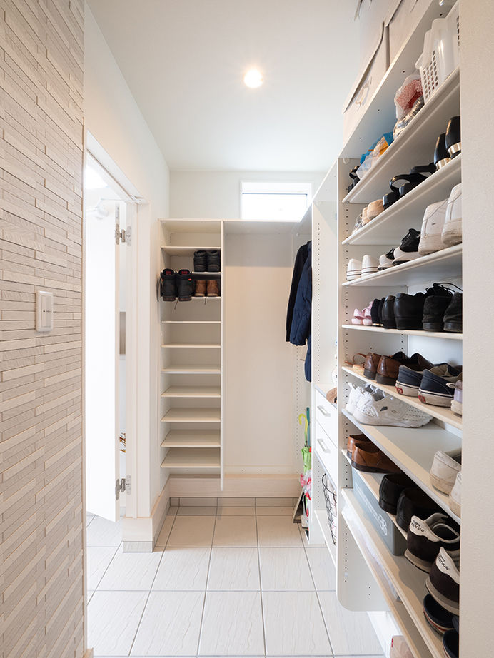 アサヒグローバルホーム 【1000万円台/間取り/40坪台/土間収納】白と木が心地いいシンプルモダン。収納充実＆大空間リビングの家の建築実例画像19