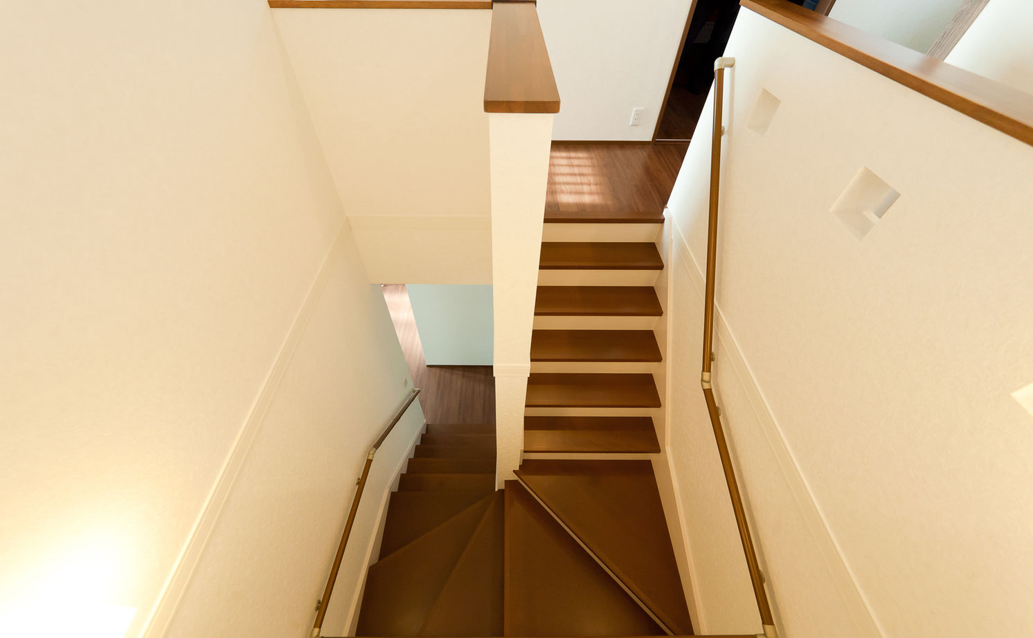 アサヒグローバルホーム 【間取り図掲載】リーズナブル×高品質な「インナーガレージ」。予算内で叶えたパパ待望の趣味の空間の建築実例画像10