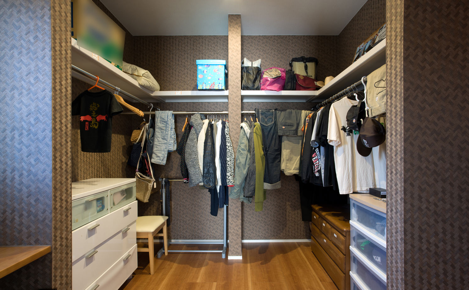 アサヒグローバルホーム 【1000万円台/間取り/約42坪/インナーガレージ】土地探しも一緒に。プランの変更も見越した予算提案に信頼の建築実例画像3