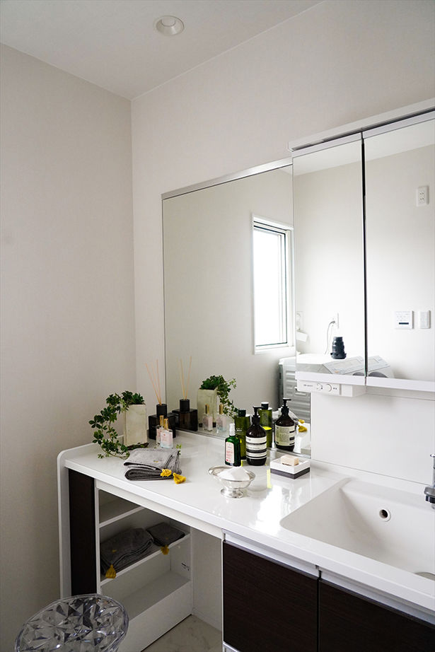 アサヒグローバルホーム 【1000万円台/間取り/ビルトインガレージ/土間】生活感を抑えて暮らせる、ホテルライクなガレージハウスの建築実例画像9