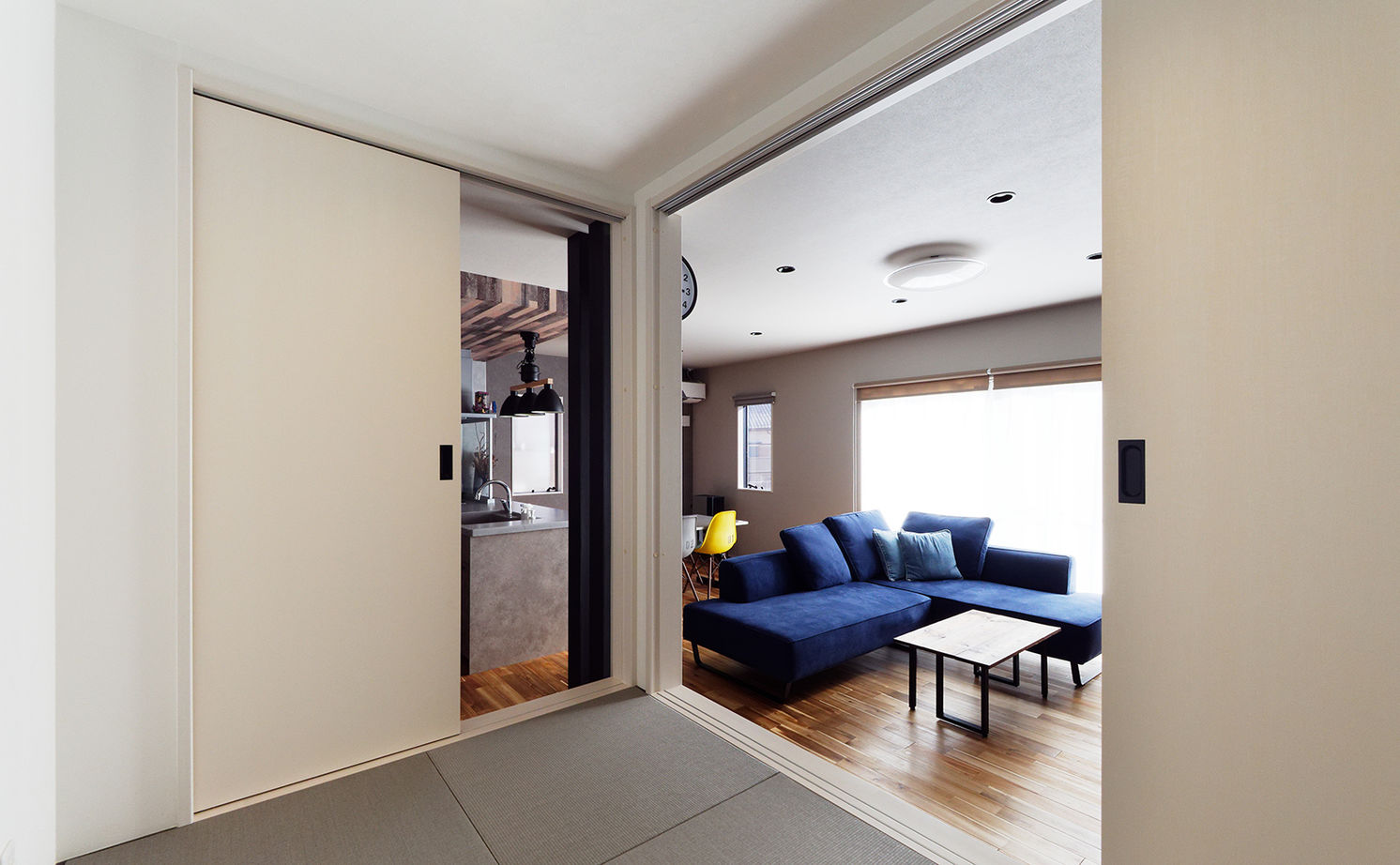 アサヒグローバルホーム 【1000万円台/間取り/30坪台/土間/回遊導線】細部までこだわる、男前なガレージと庭があるアメリカンハウスの建築実例画像19