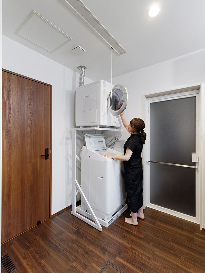 アサヒグローバルホーム 【2000万円台/間取り/40坪台/吹抜玄関/家事ラク】「こだわりが少ない私たちも心からかっこいいと思える家」の建築実例画像12