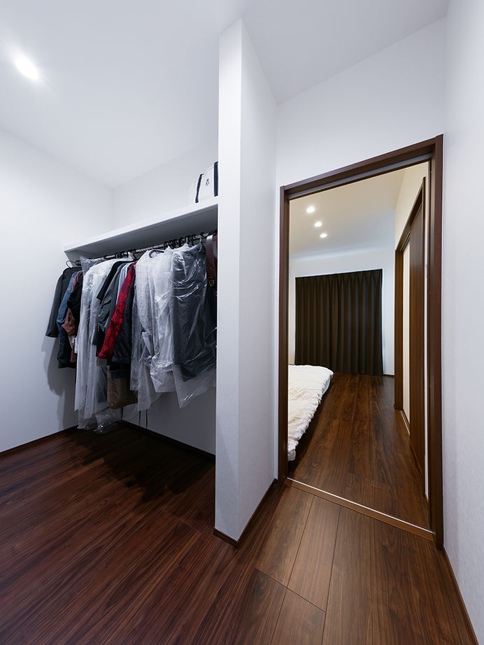 アサヒグローバルホーム 【2000万円台/間取り/40坪台/吹抜玄関/家事ラク】「こだわりが少ない私たちも心からかっこいいと思える家」の建築実例画像16