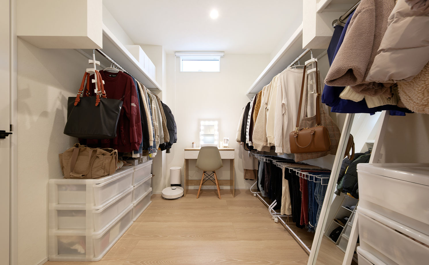 アサヒグローバルホーム 【1000万円台/間取り/30坪台/土間/家事動線】タイル外壁の外観×ニュアンスカラーが映えるシンプルハウスの建築実例画像10