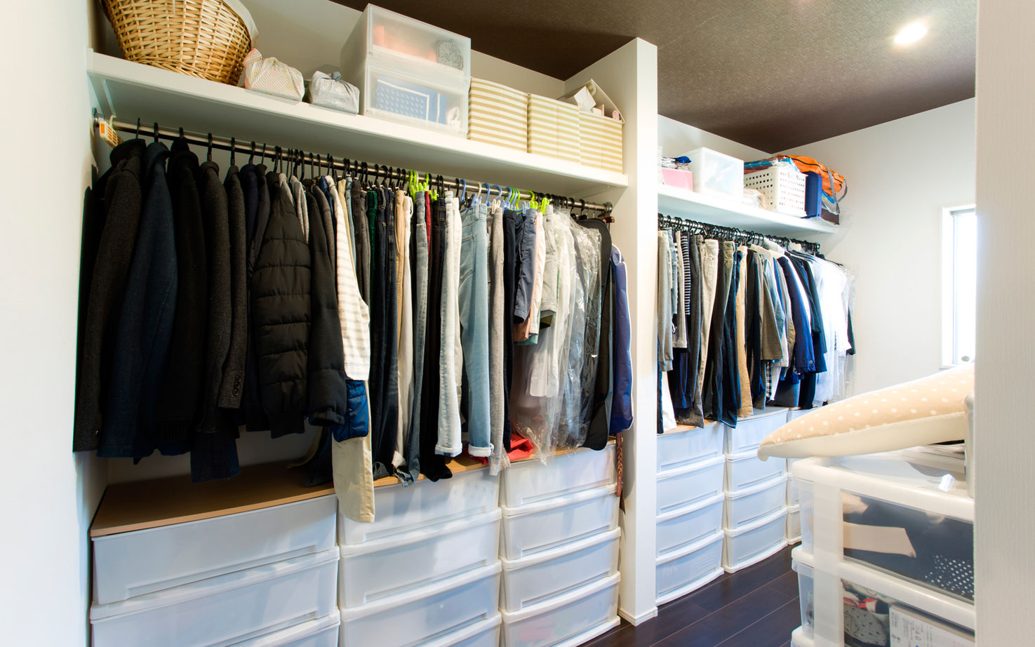 アサヒグローバルホーム 【1000万円台/間取り/土間収納/インナーガレージ】吹抜けのあるガレージハウス「愛車を眺める時が幸せ！」の建築実例画像9