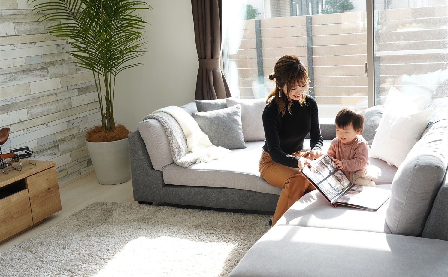 アサヒグローバルホーム 【2000万円台/間取り/ガレージハウス/吹抜けリビング】こだわりも予算も大満足。太陽光パネルで省エネも！の建築実例画像7