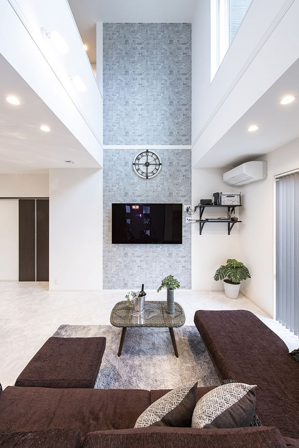 アサヒグローバルホーム 【2000万円台/間取り/吹抜けリビング/土間】20代で実現 フレンチモダンなキッチンが映えるガレージハウスの建築実例画像7