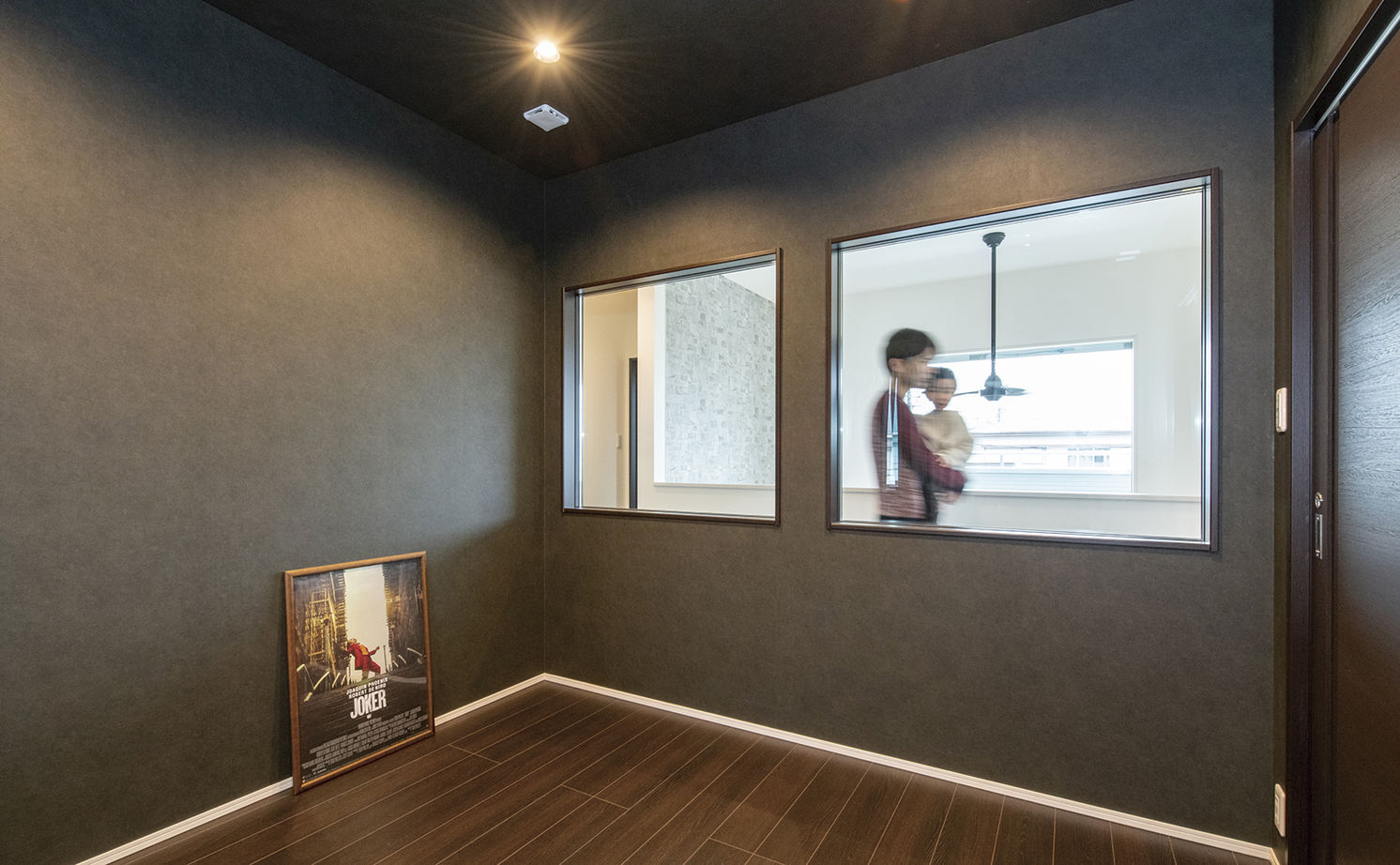 アサヒグローバルホーム 【2000万円台/間取り/吹抜けリビング/土間】20代で実現 フレンチモダンなキッチンが映えるガレージハウスの建築実例画像9