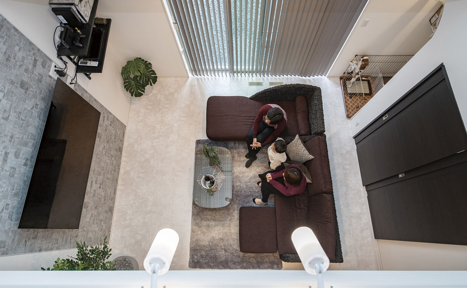 アサヒグローバルホーム 【2000万円台/間取り/吹抜けリビング/土間】20代で実現 フレンチモダンなキッチンが映えるガレージハウスの建築実例画像15