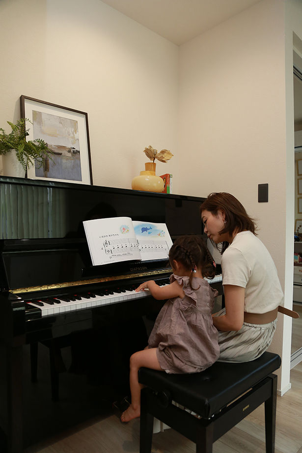 アサヒグローバルホーム 【1000万円台/間取り/約30坪/土間/家事ラク】家具のような佇まいのこだわりキッチンと、サンルームがある家の建築実例画像11