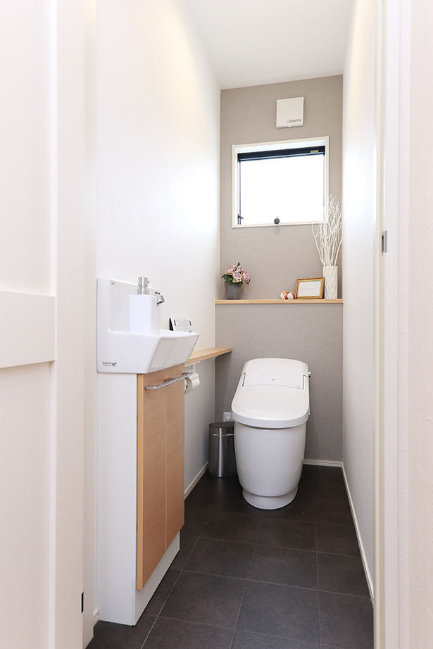 アサヒグローバルホーム 【1000万円台/間取り/約30坪/土間/家事ラク】家具のような佇まいのこだわりキッチンと、サンルームがある家の建築実例画像17