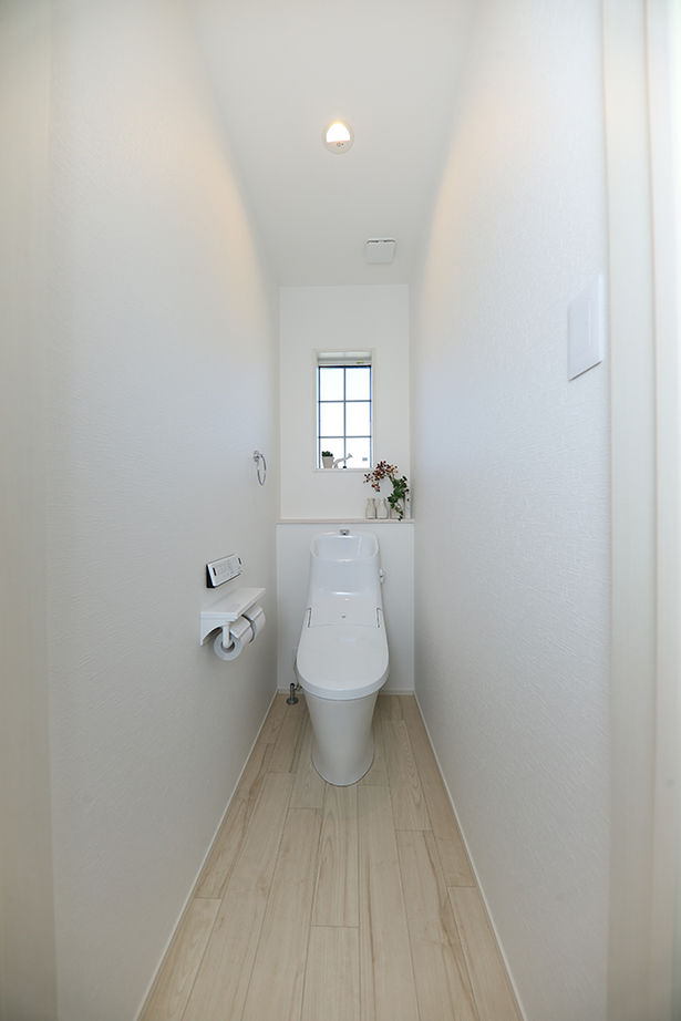 アサヒグローバルホーム 【1927万円×南欧風｜間取り図有】コンパクトな洗濯動線で家事ラク！サンルーム＆ランドリールームがある家の建築実例画像19