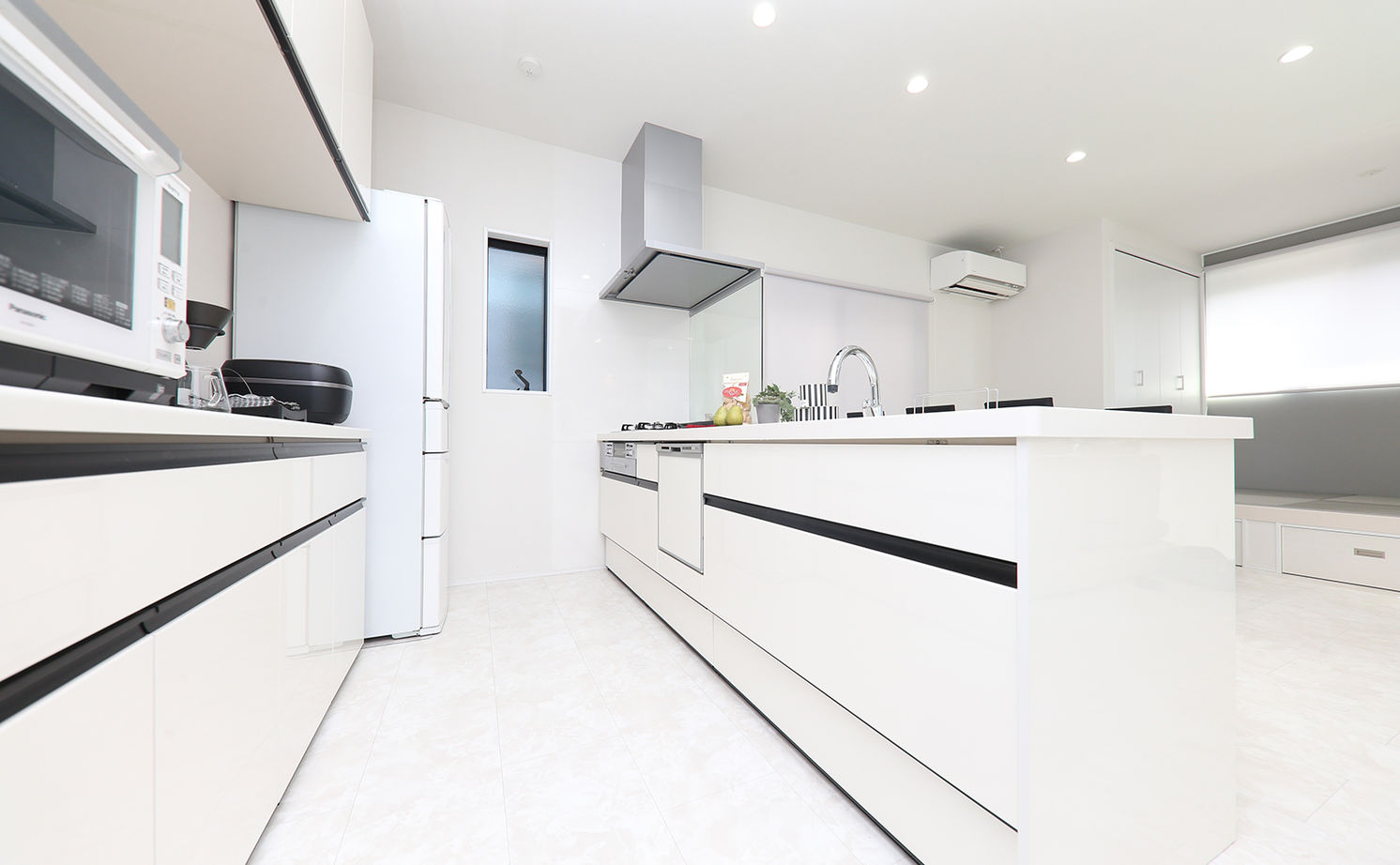 アサヒグローバルホーム 【1000万円台/間取り/約40坪/土間】プライベートな庭でおうち時間を満喫。スタイリッシュなモノトーンの家の建築実例画像14