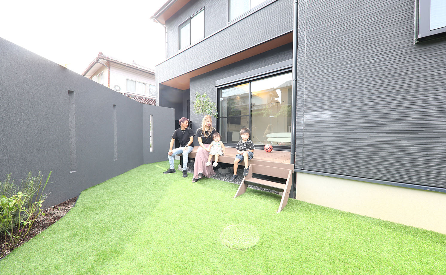 アサヒグローバルホーム 【1000万円台/間取り/約40坪/土間】プライベートな庭でおうち時間を満喫。スタイリッシュなモノトーンの家の建築実例画像20