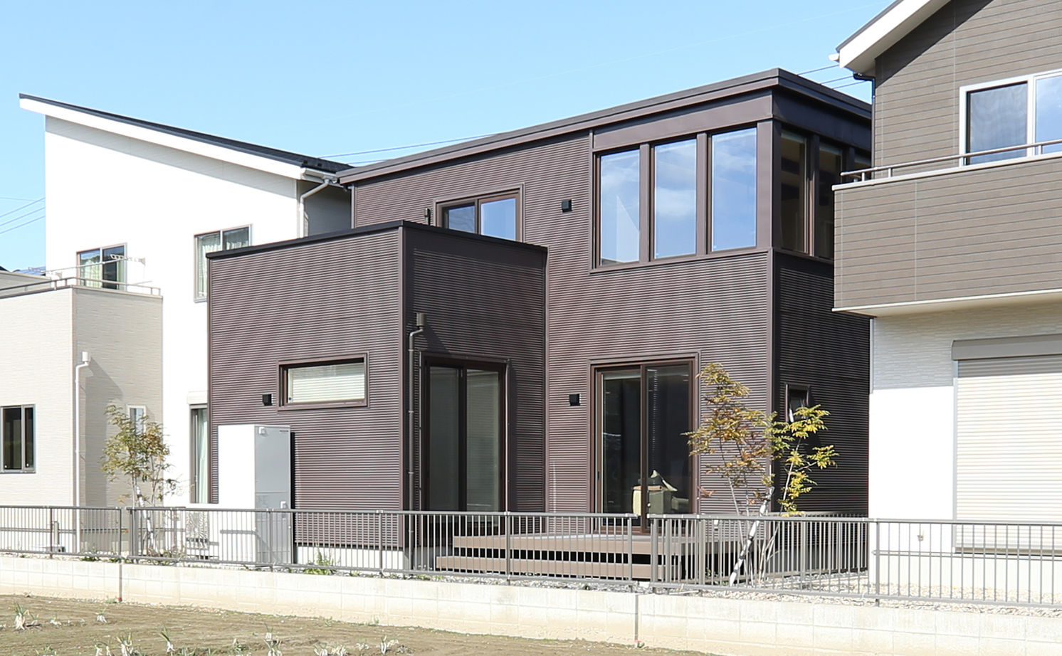 アサヒグローバルホーム 【2000万円台/間取り/30坪台/吹抜リビング】ウッディな内装×シンプルデザイン。カフェ風キッチンが映える家の建築実例画像12