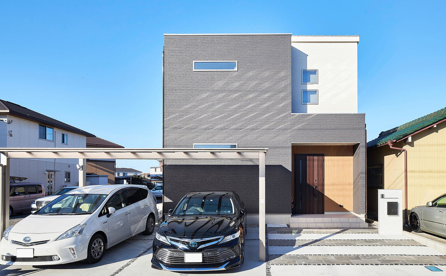 アサヒグローバルホーム 【1000万円台/間取り/30坪台/家事動線/サンルーム】コストを工夫し予算内でこだわり尽くすホテルライクな家の建築実例画像2