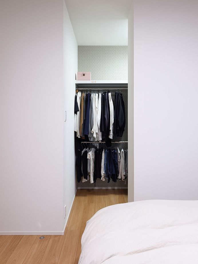 アサヒグローバルホーム 【2000万円台/間取り/30坪台/土間/スロップシンク】旗竿地でも叶うシンプルなリビングと洗濯動線の家の建築実例画像20