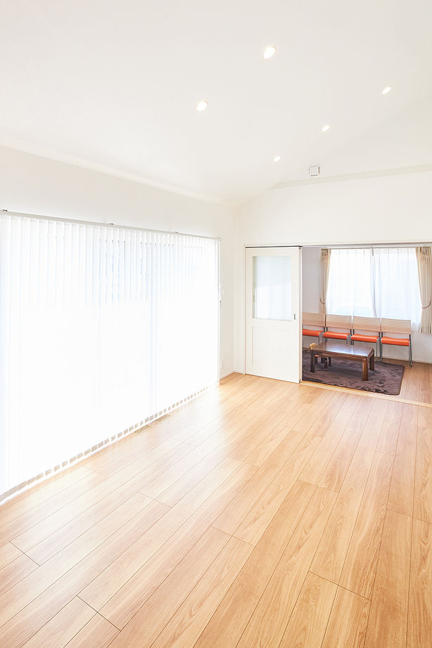 アサヒグローバルホーム 【1000万円台/間取り/平屋/アンティーク外観】ピアノ教室を併設 カフェ風の明るいリビングで楽しくレッスンの建築実例画像5