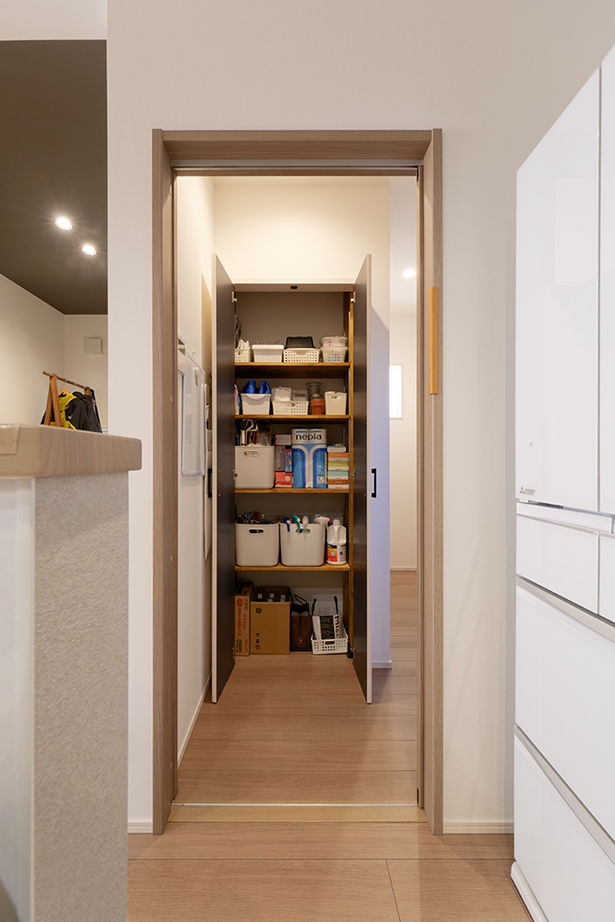 アサヒグローバルホーム 【1000万円台/間取り/30坪台/土間収納】玄関直結の土間のホビールーム！アウトドア好きの理想の家の建築実例画像18