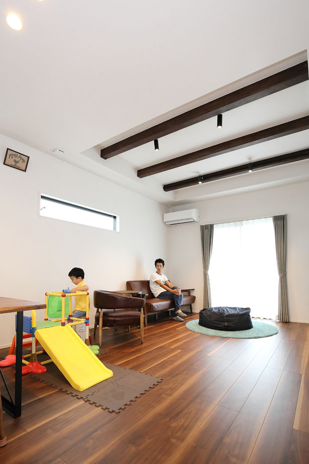 アサヒグローバルホーム 【1000万円台/間取り/約34坪/ローコスト】土地探しも一緒に。施主の要望をすべて盛り込んだ天井が高い家の建築実例画像2