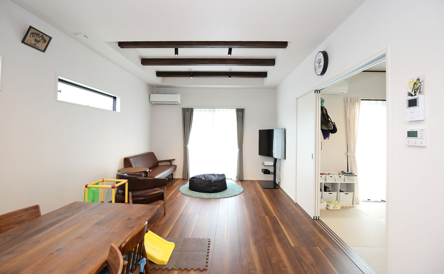 アサヒグローバルホーム 【1000万円台/間取り/約34坪/ローコスト】土地探しも一緒に。施主の要望をすべて盛り込んだ天井が高い家の建築実例画像3