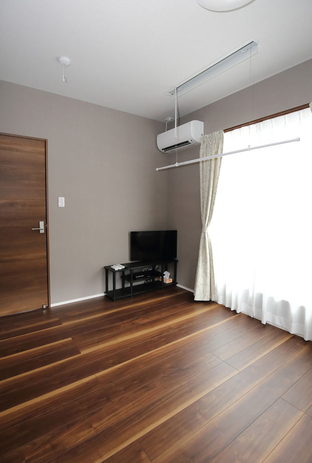 アサヒグローバルホーム 【1000万円台/間取り/約34坪/ローコスト】土地探しも一緒に。施主の要望をすべて盛り込んだ天井が高い家の建築実例画像8