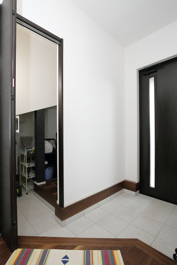 アサヒグローバルホーム 【1000万円台/間取り/約34坪/ローコスト】土地探しも一緒に。施主の要望をすべて盛り込んだ天井が高い家の建築実例画像9