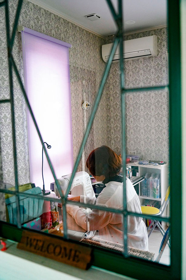 アサヒグローバルホーム 【2000万円台/間取り/約46坪/おしゃれな家】男の隠れ家、妻のアトリエ。プライベートな時間も大切にする家の建築実例画像3