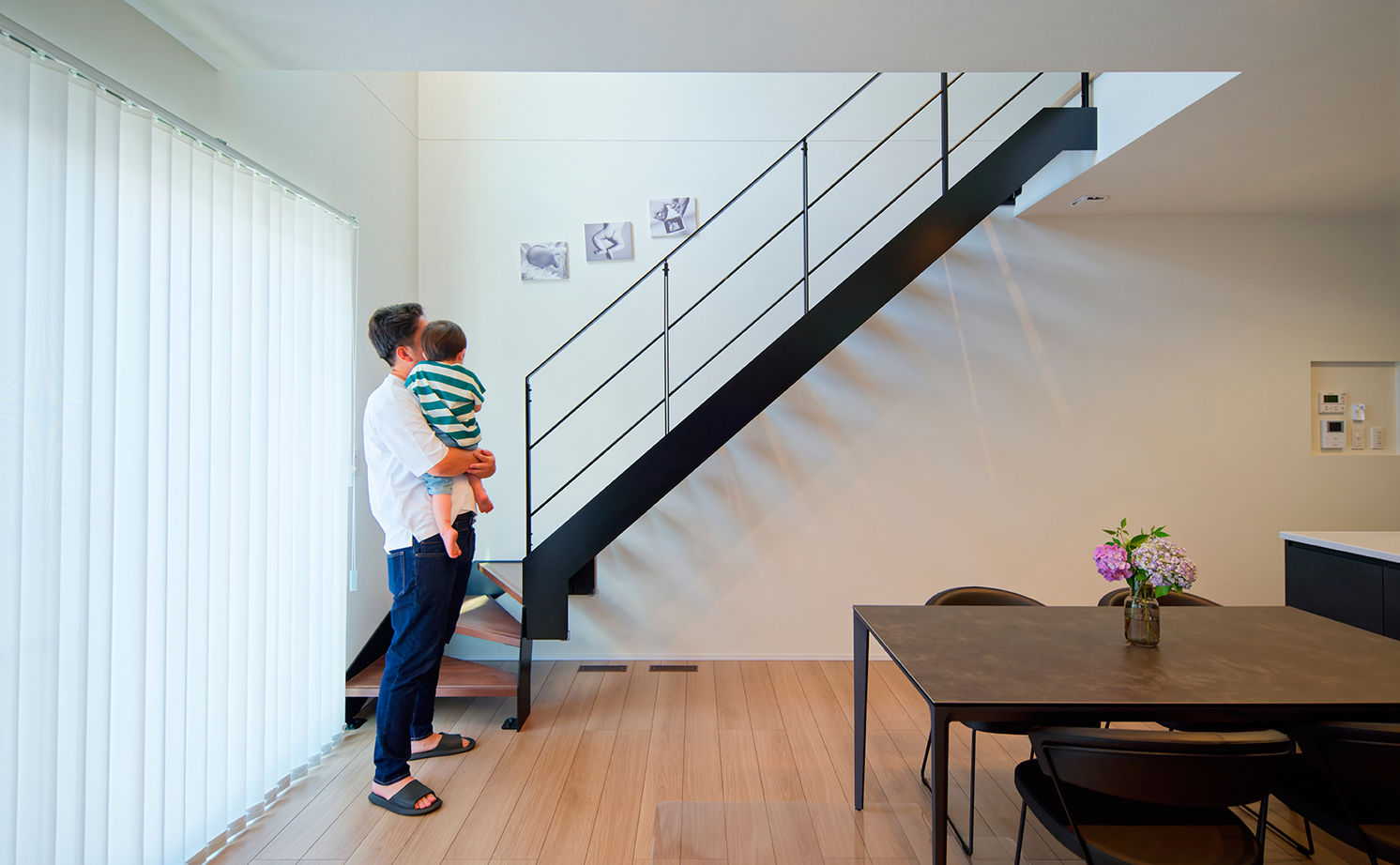 アサヒグローバルホーム 【2000万円台/間取り/40坪台/ガレージ】飽きのこないシンプルデザイン。スタイリッシュなガレージハウスの建築実例画像12