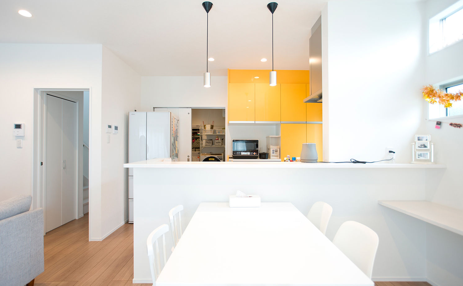 アサヒグローバルホーム 【横並び３口のコンロ×記念手形】回遊型の間取りで子育てがスムーズに「決め手は営業さんへの信頼です」の建築実例画像5