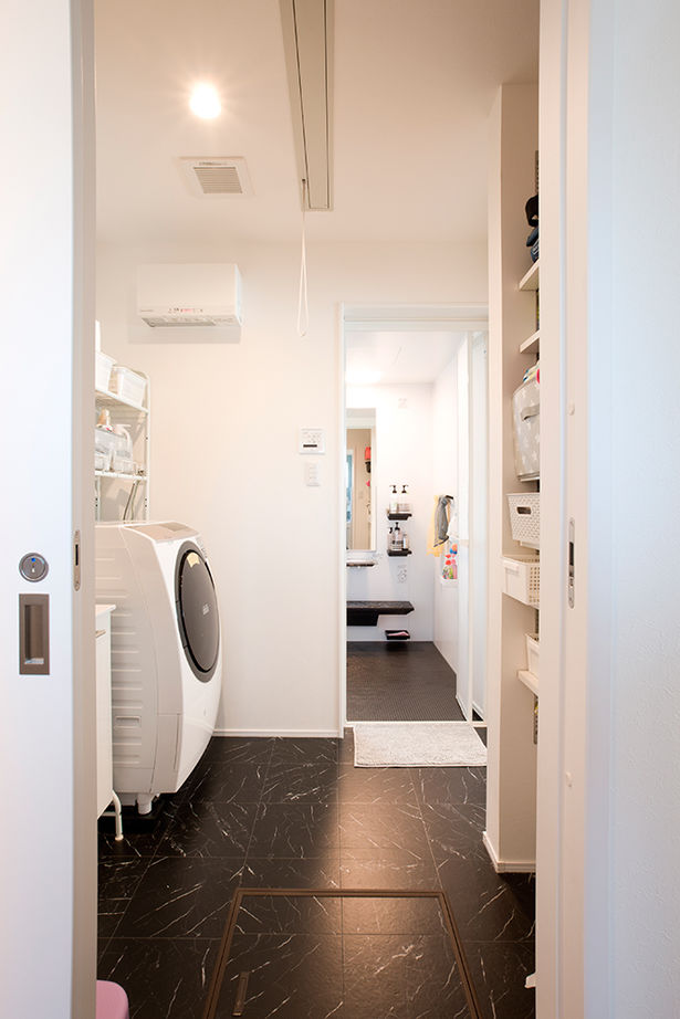 アサヒグローバルホーム 【横並び３口のコンロ×記念手形】回遊型の間取りで子育てがスムーズに「決め手は営業さんへの信頼です」の建築実例画像8