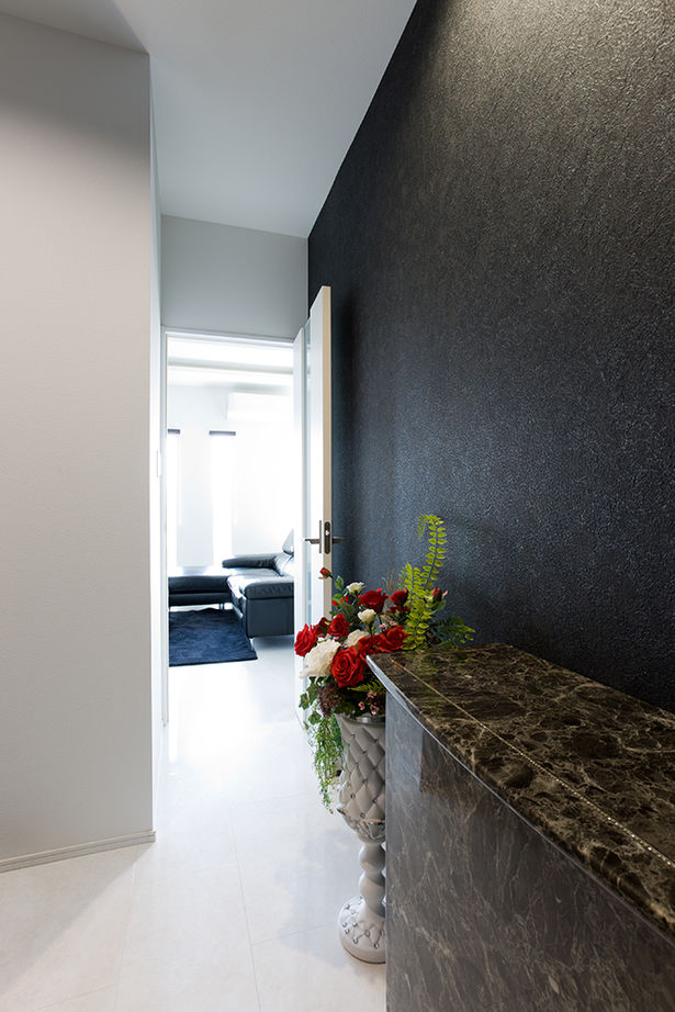 アサヒグローバルホーム 【1000万円台/間取り/約40坪/グレイッシュ外観/土間】南向きの広いリビング×折り上げ天井で開放感抜群の家の建築実例画像5